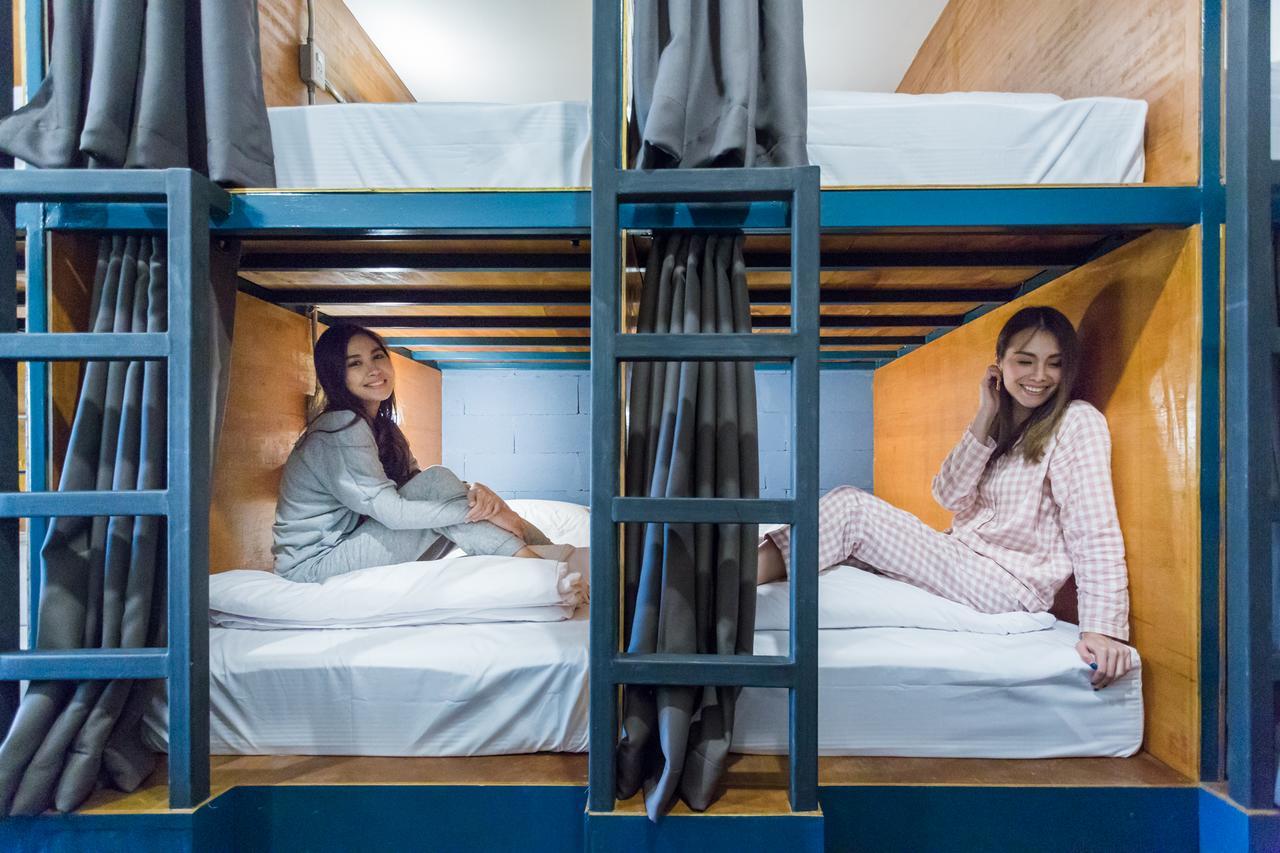 Funwahn Hostel And Cafe 치앙마이 외부 사진