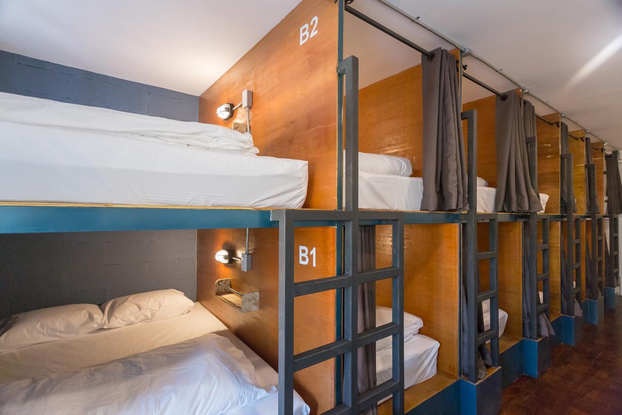 Funwahn Hostel And Cafe 치앙마이 외부 사진