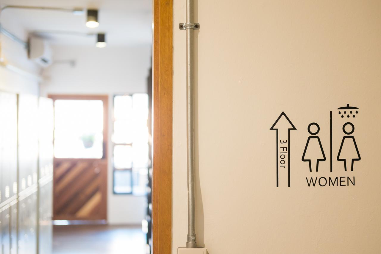 Funwahn Hostel And Cafe 치앙마이 외부 사진