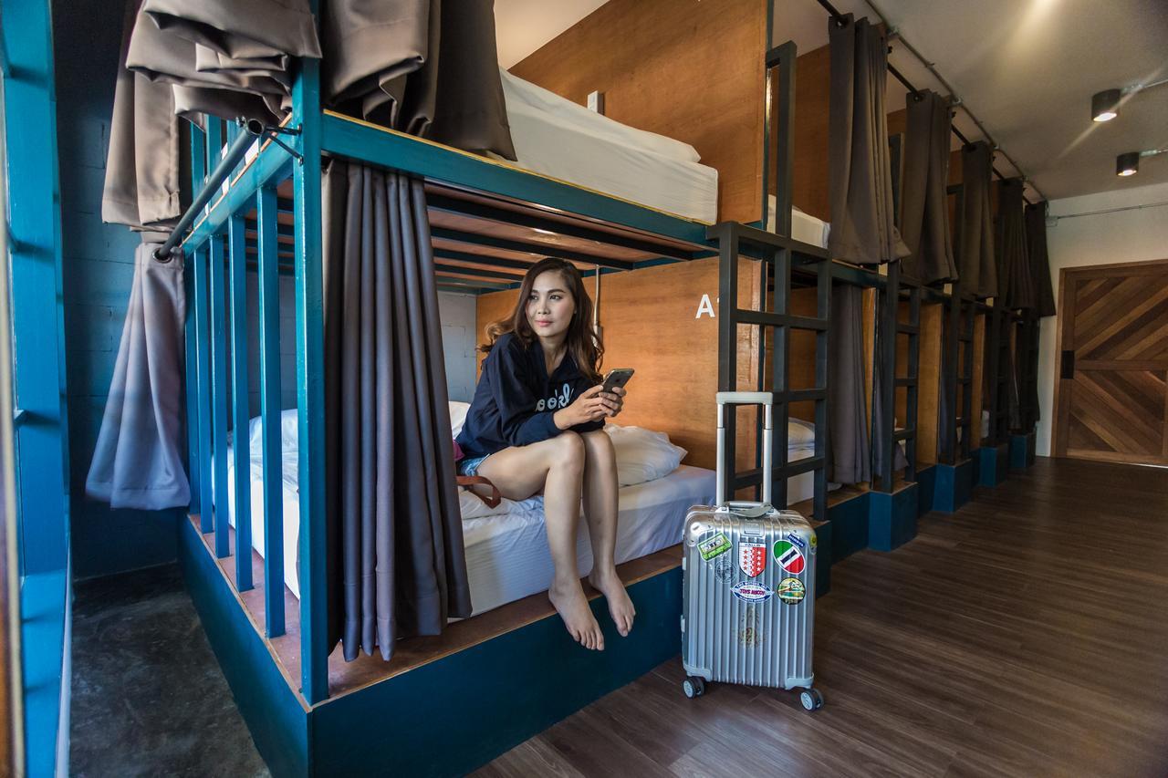 Funwahn Hostel And Cafe 치앙마이 외부 사진