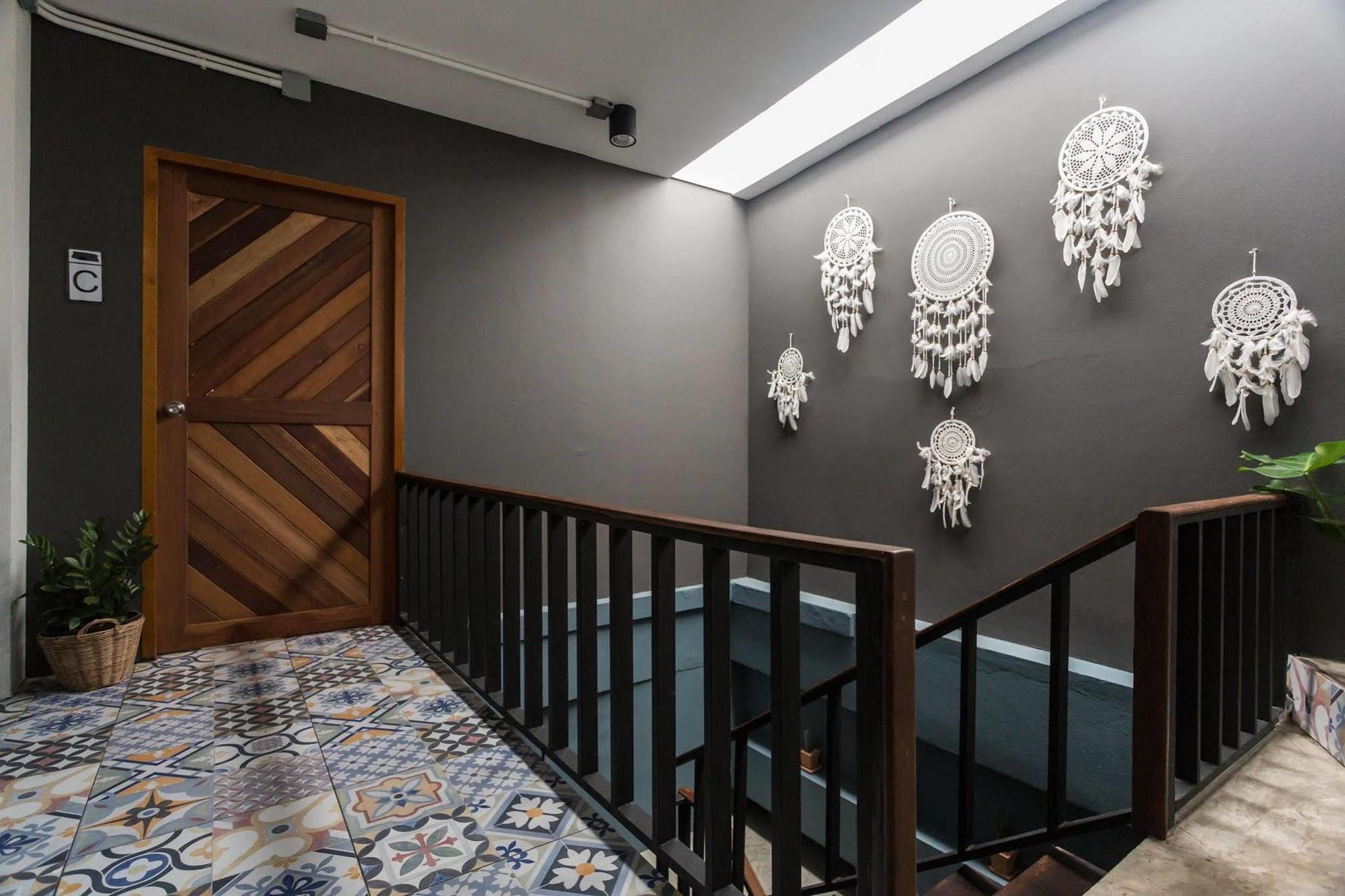 Funwahn Hostel And Cafe 치앙마이 외부 사진