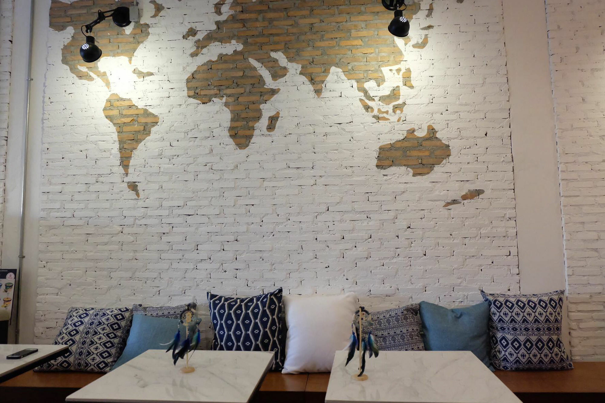 Funwahn Hostel And Cafe 치앙마이 외부 사진